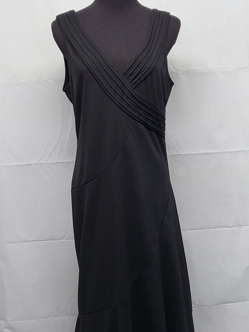 Vintage Bisou Bisou Womens Tank Dress Size 12 Midi Plunging V-Neck Made in USA